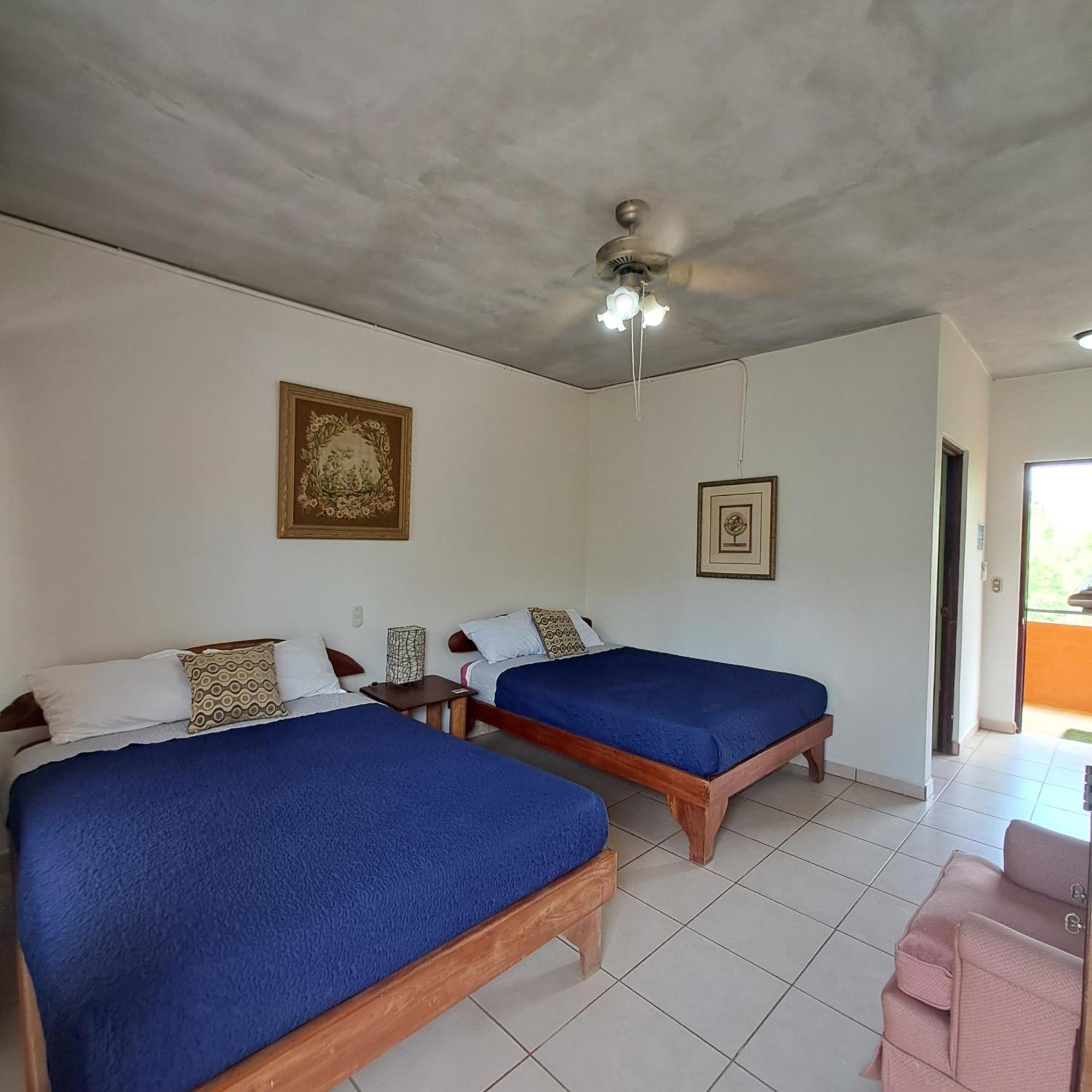 Hotel Georgi Cr Veintisiete de Abril Εξωτερικό φωτογραφία