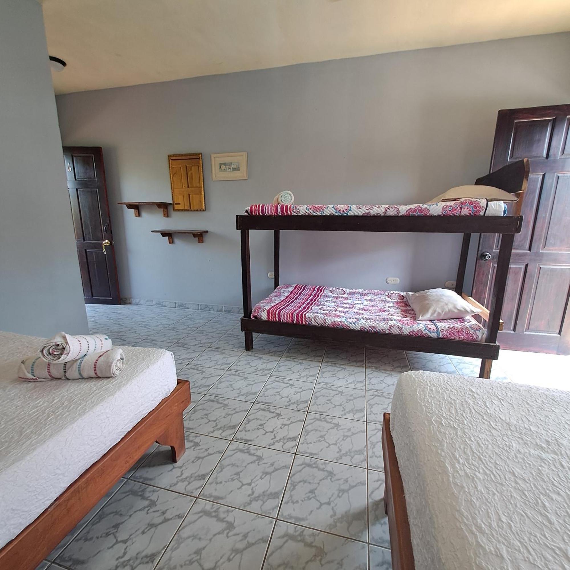 Hotel Georgi Cr Veintisiete de Abril Εξωτερικό φωτογραφία